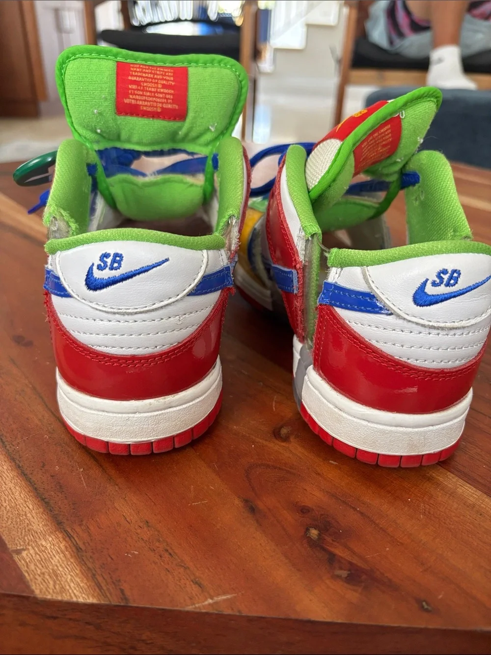 Nike Kids SB Dunk Low-Sandy Bodecker Top Sneakers with Blue Laces
